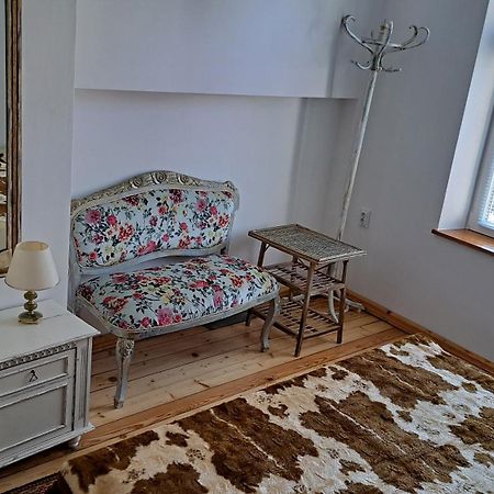Modern & Old Apartment Sofia Ngoại thất bức ảnh