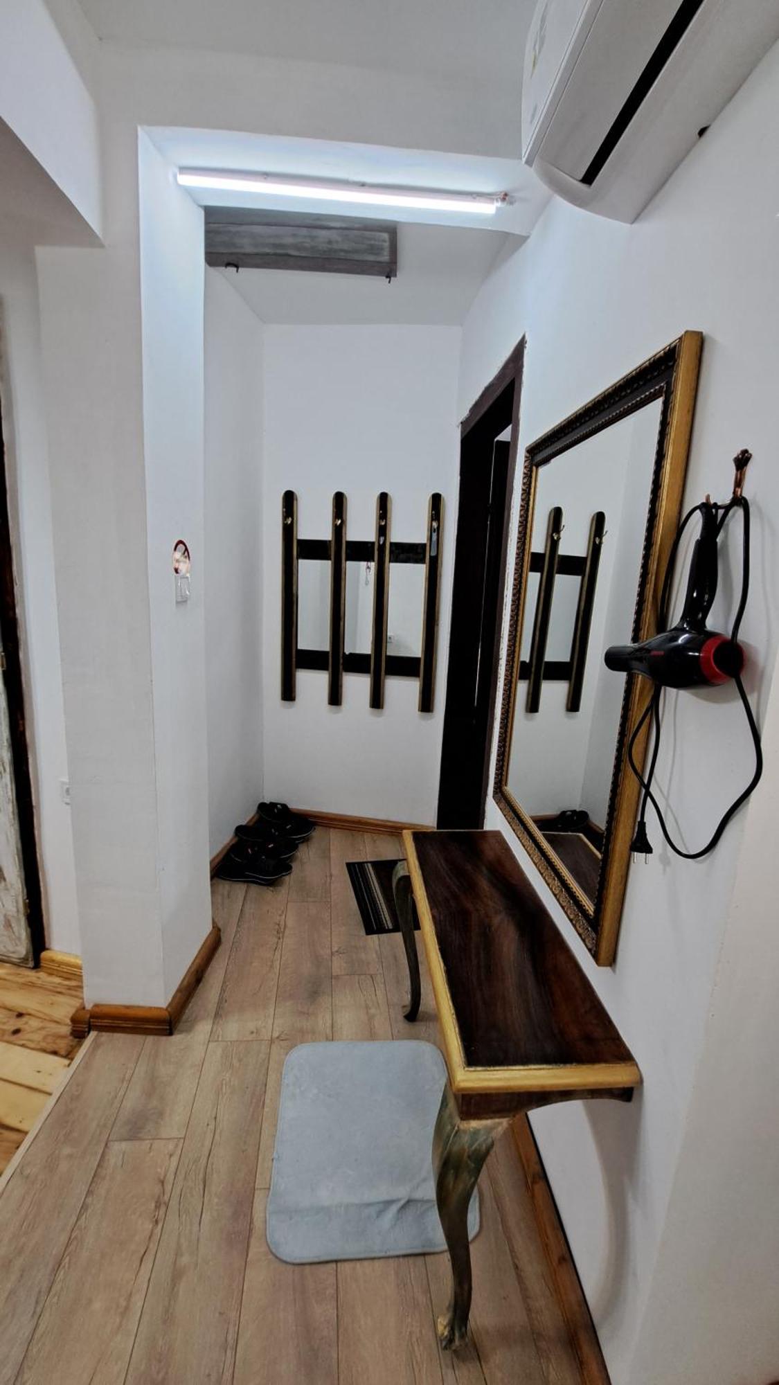 Modern & Old Apartment Sofia Ngoại thất bức ảnh
