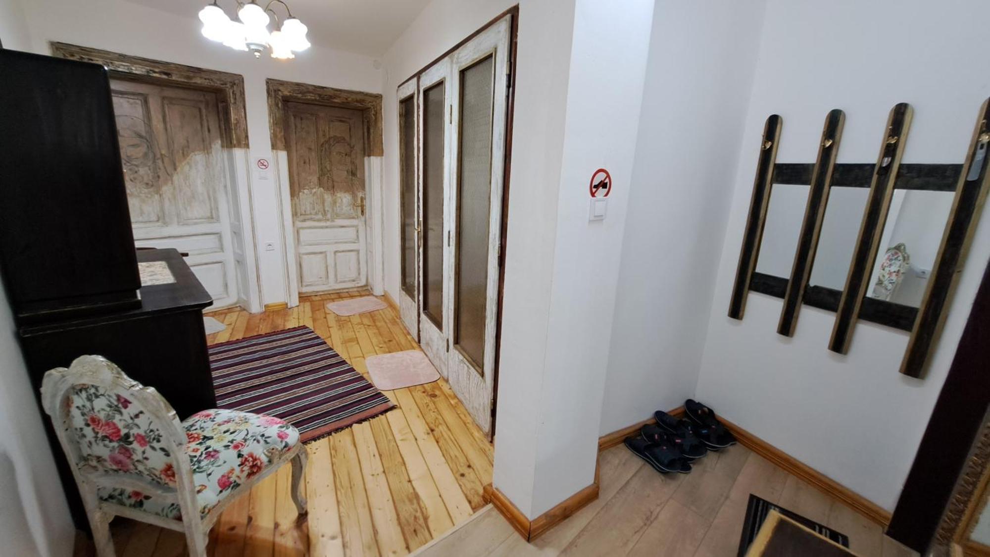 Modern & Old Apartment Sofia Ngoại thất bức ảnh