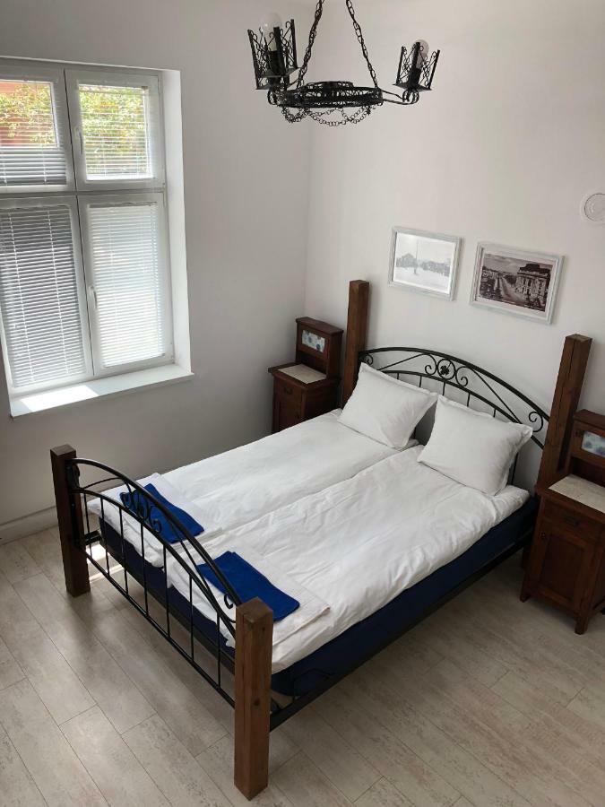 Modern & Old Apartment Sofia Ngoại thất bức ảnh